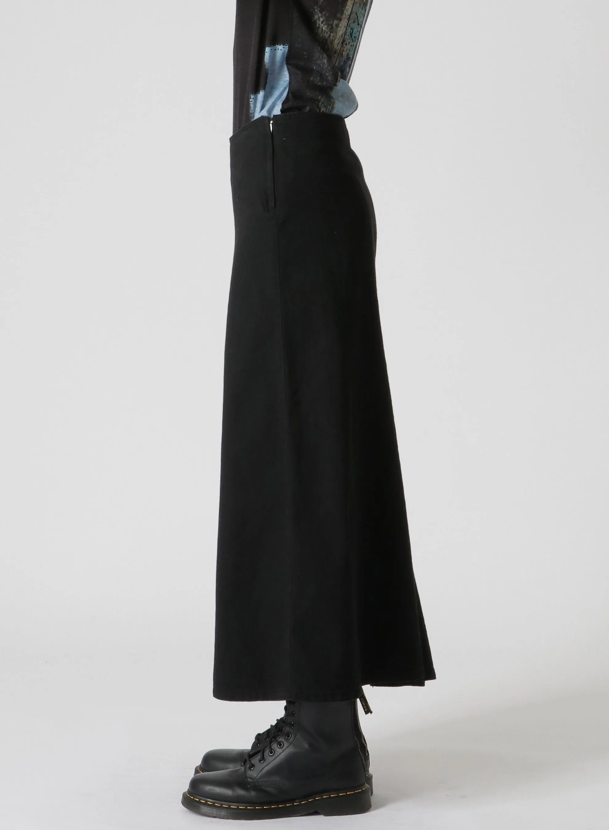 8oz BLACK DENIM BACK DRAPE SKIRT