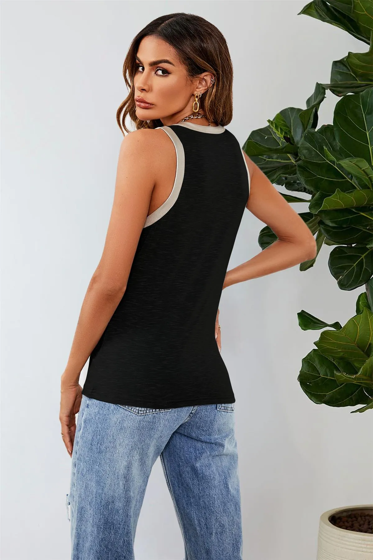 FS Collection Silver Trim Sleeveless Tank Top In Black