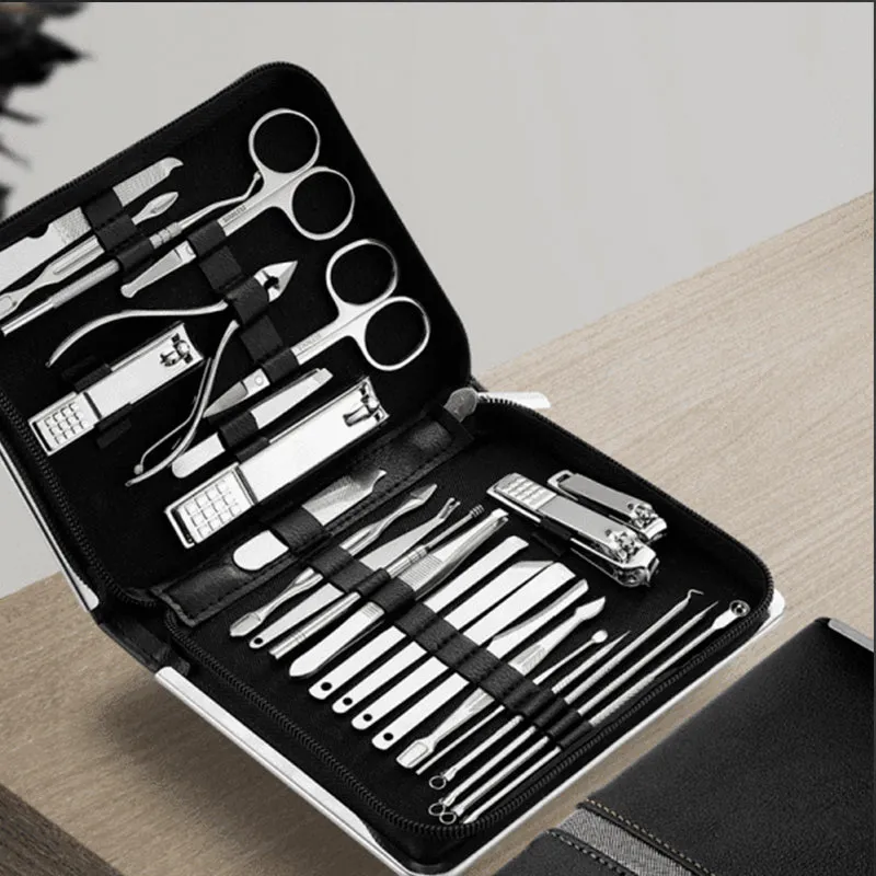 Practical nail care set