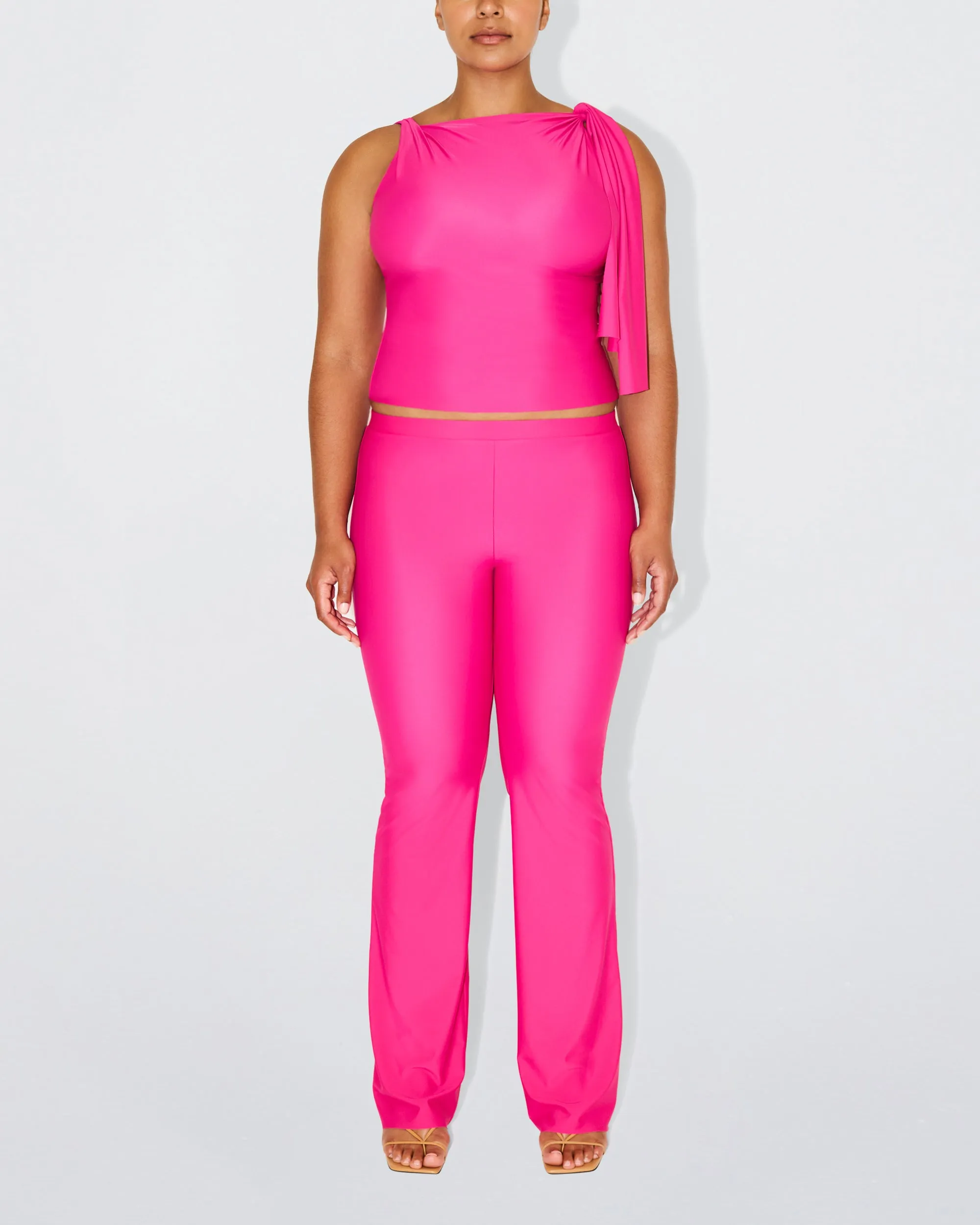 Sleek Stretch Knotted Top | Fuchsia