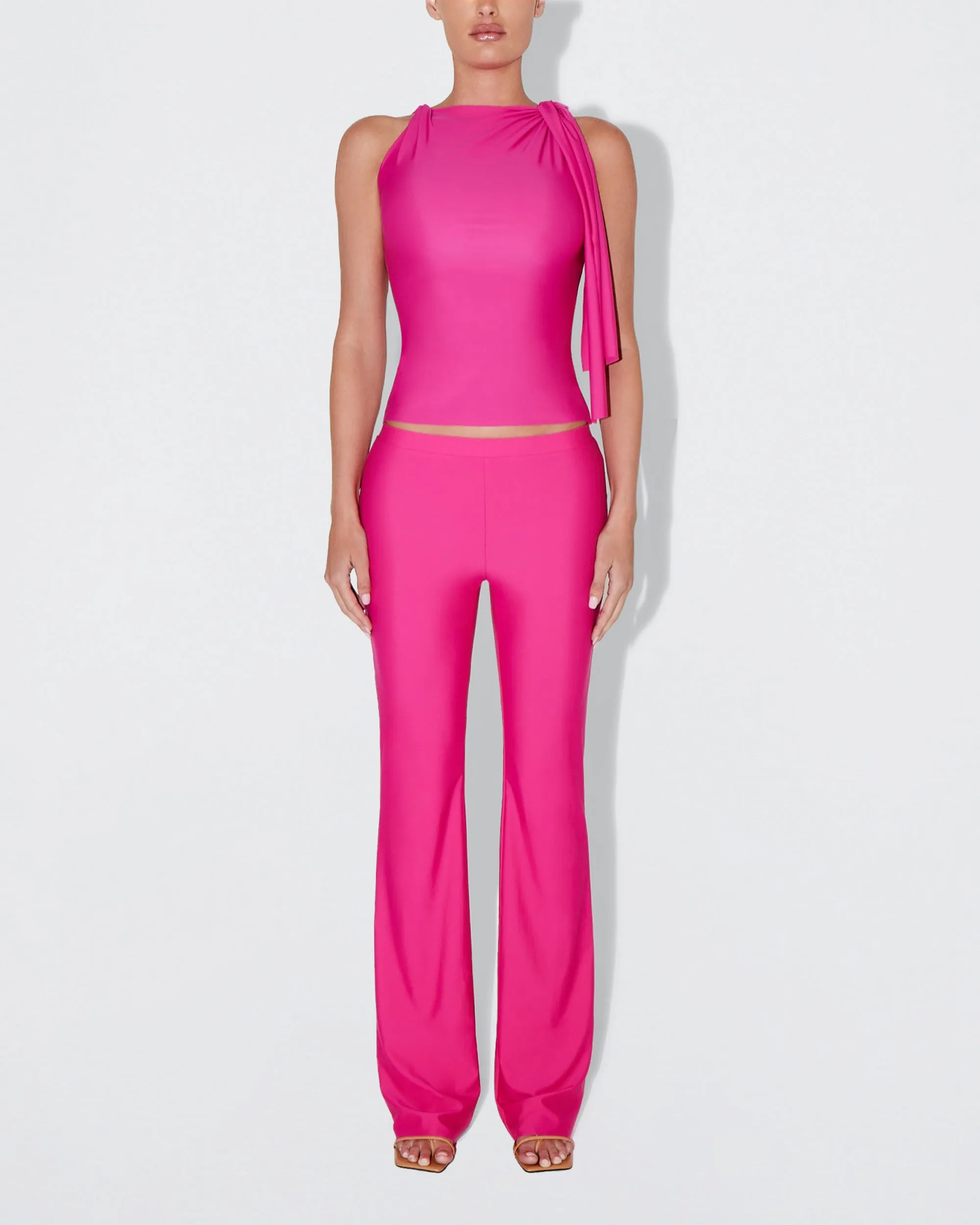 Sleek Stretch Knotted Top | Fuchsia