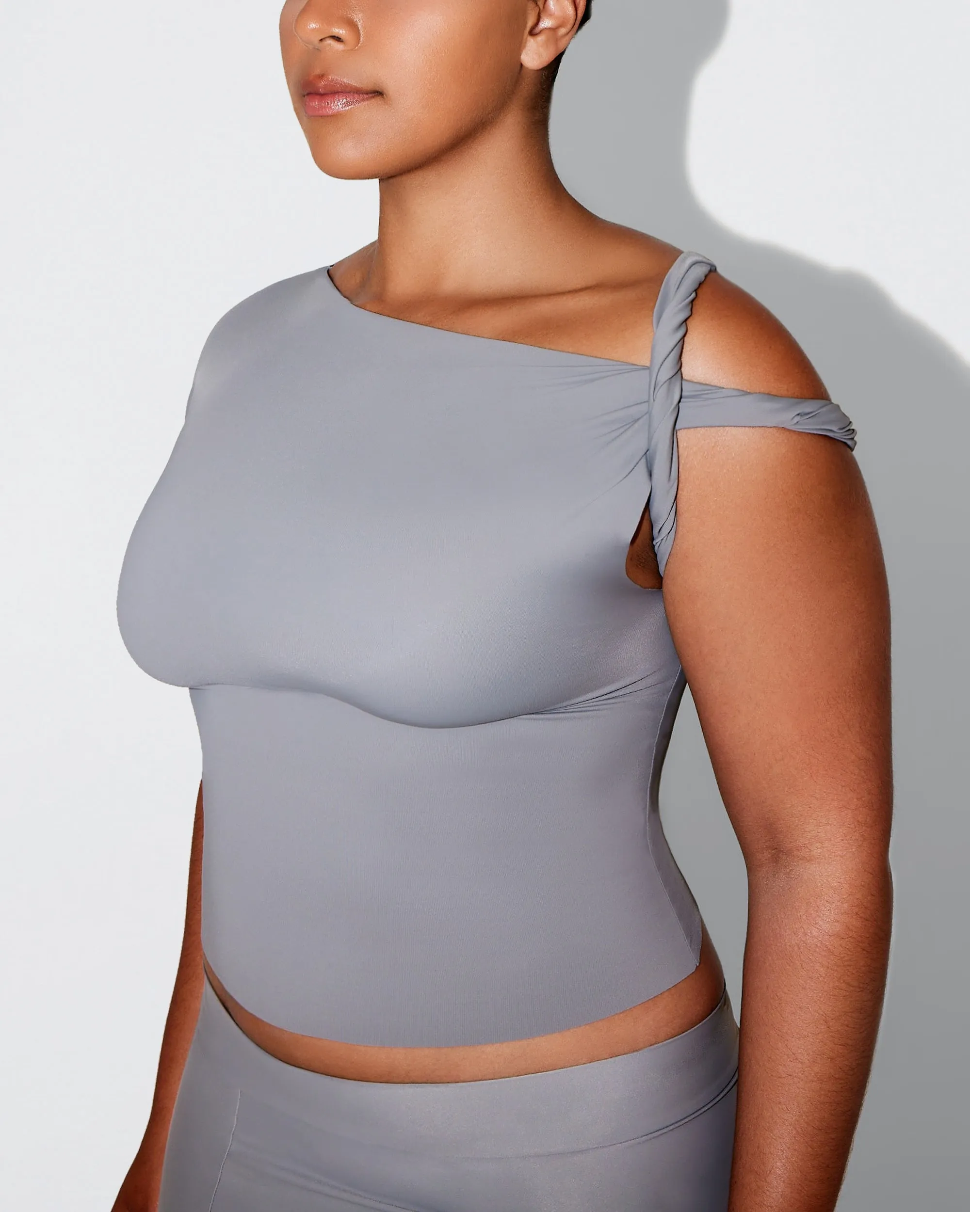 Sleek Stretch Twisted Top | Steel Grey