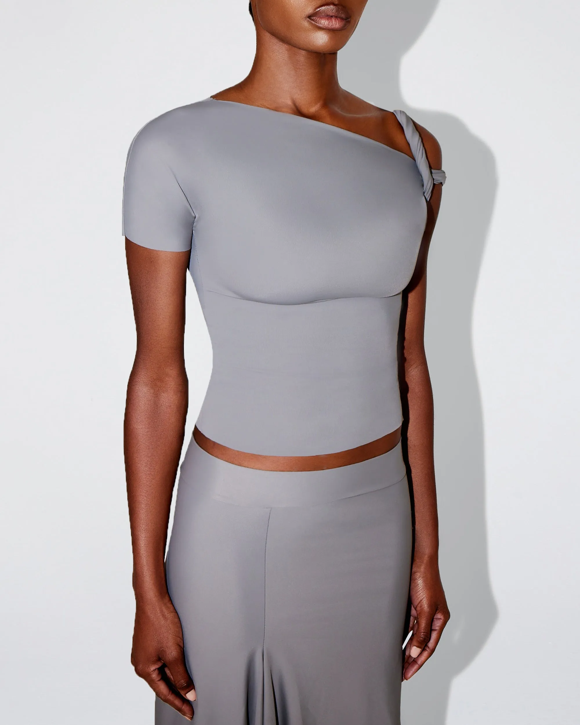 Sleek Stretch Twisted Top | Steel Grey