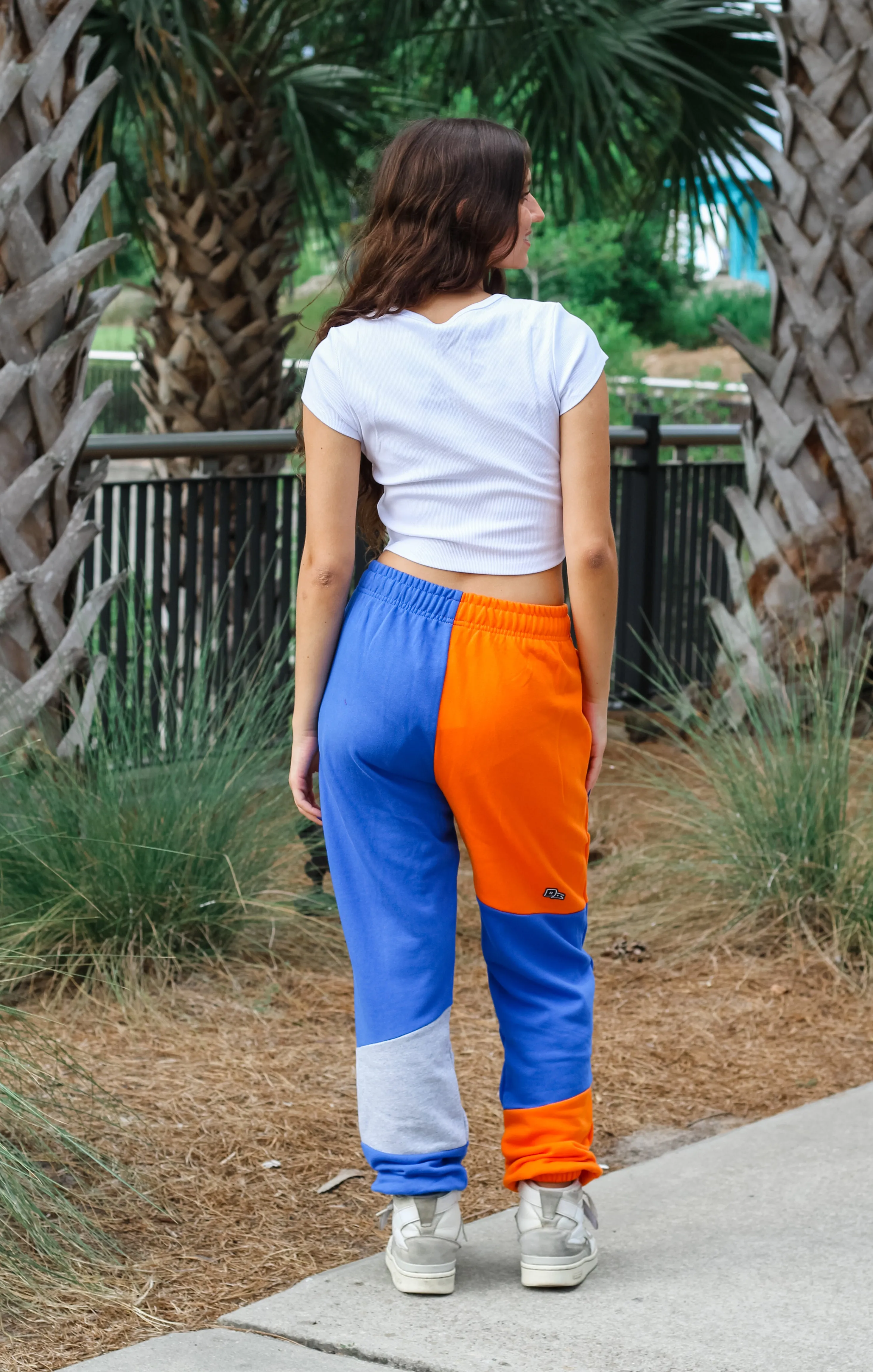 The UF Cropped Cali Tee